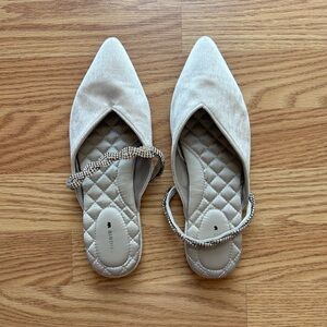 Birdies The Swan Crystal Silver Flats Size 7.5